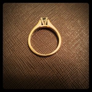 Princess cut diamond 14k ring size 6